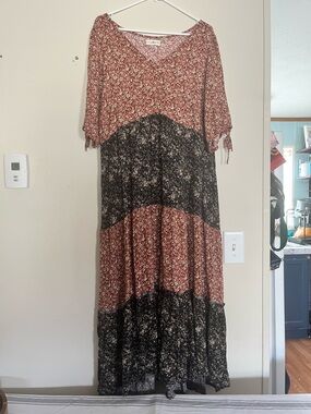 Boho Floral Tiered Flowy Maxi Dress - Rust, Pink, Black with Adjustable Sleeves